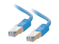 C2G Cat5e Booted Shielded (STP) Network Patch Cable - Koblingskabel - RJ-45 (hann) til RJ-45 (hann) - 2 m - STP - CAT 5e - formstøpt - blå 83771